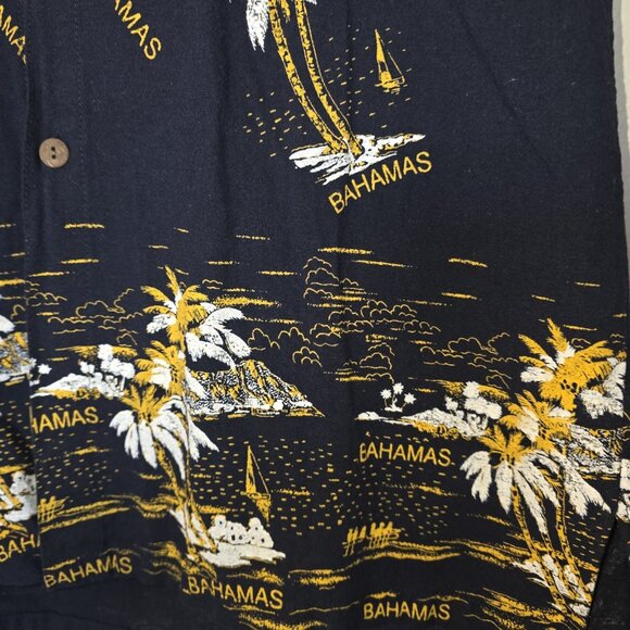 Shoreline Bahamas Shirt Men’s M Blue Hawaiian Button Up 100% Cotton Palm Trees - Picture 4 of 10